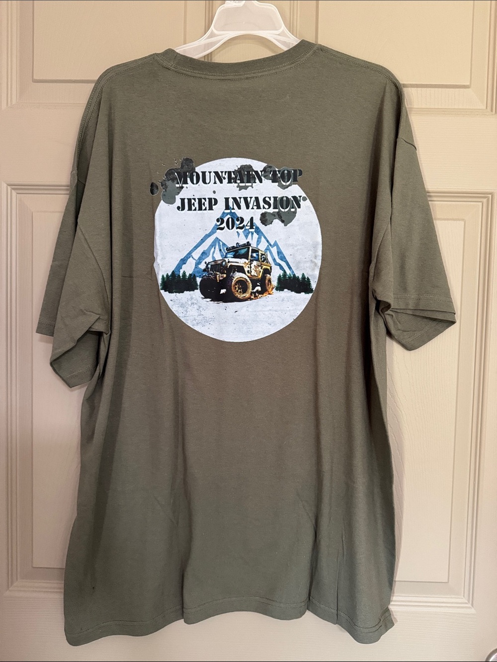 Mountain Top Jeeps Olive Short Sleeve Crewneck Tee